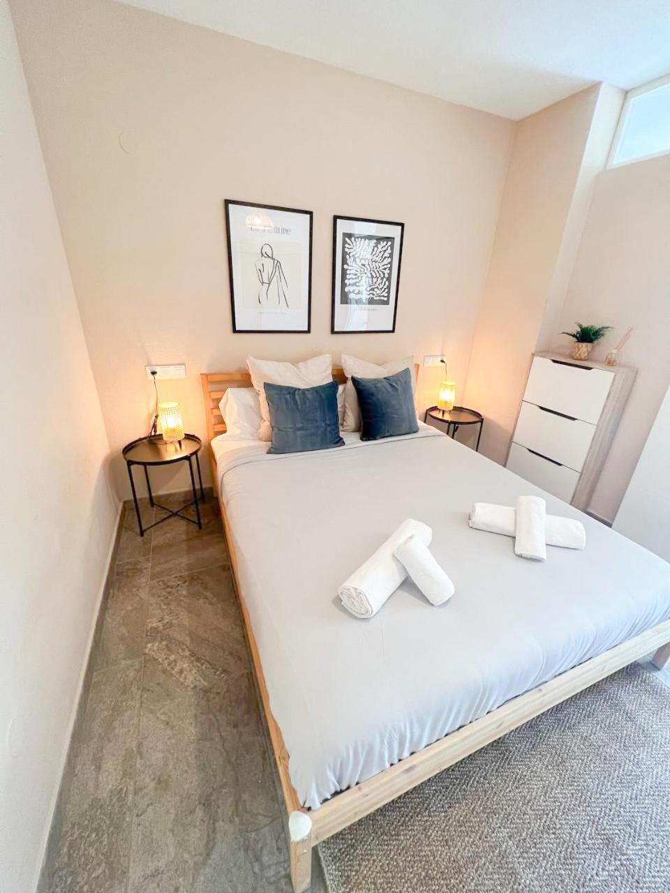 Cozy & Sunny Carihuela Park Apartman Torremolinos Kültér fotó